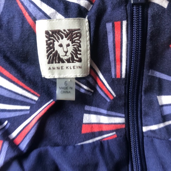 Anne Klein design abstract Sleeveless. Size 6 Dress. - Picture 7 of 12